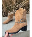Nicolle Boots