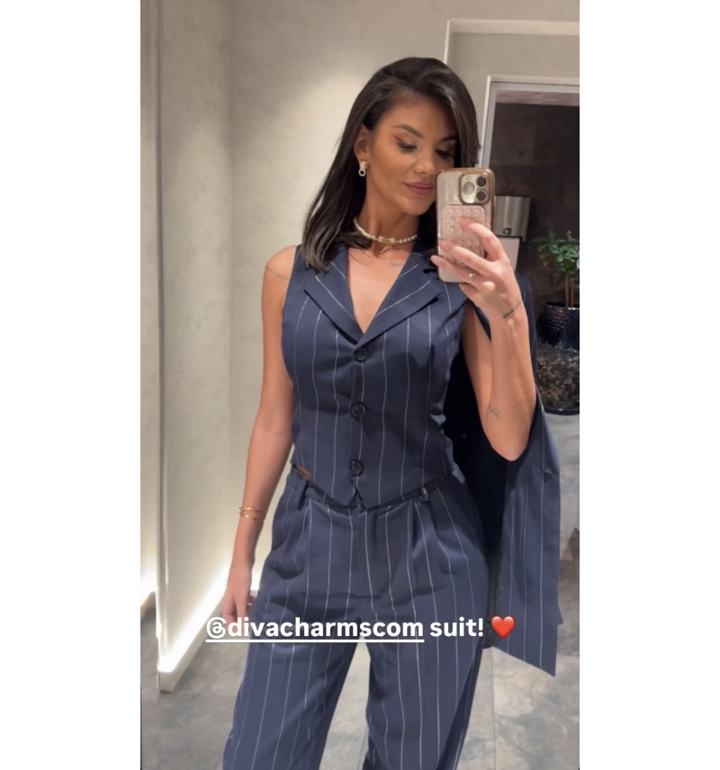 Costum out of Office