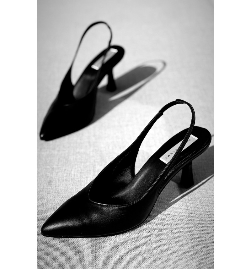 Pantofi Giorgina Black