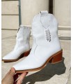 Boots White Pearl