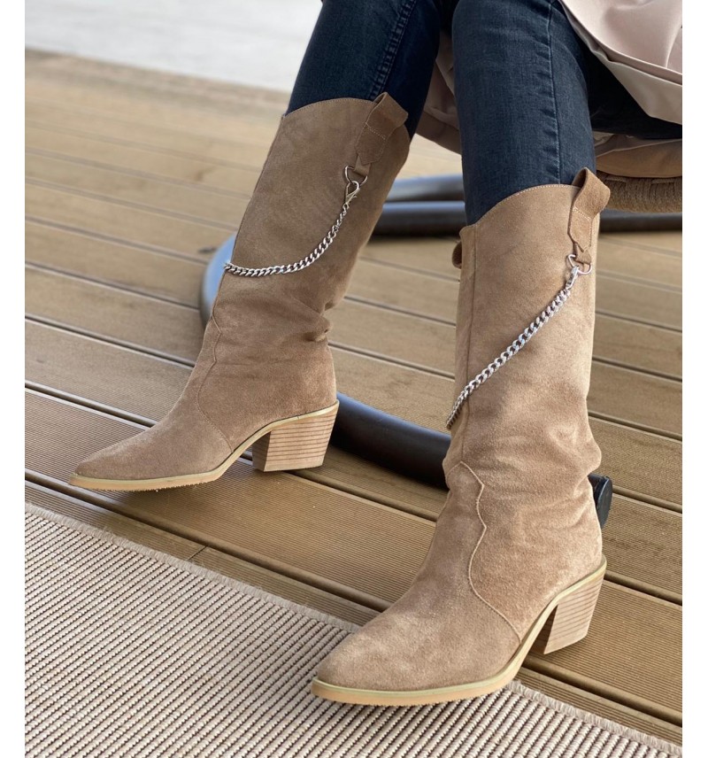 Summer Brownie Boots