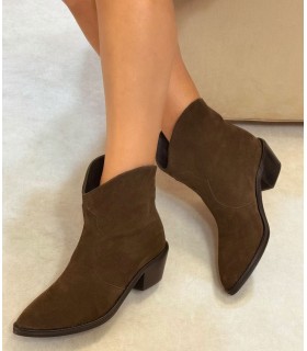 Nut Brown Boots
